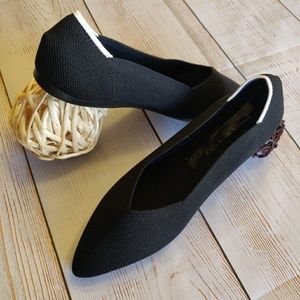 Pointed toe flats black white halo